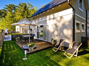Modern cottage for 3 people in Pobierowo